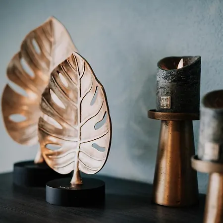 Soonwald Mit Garten & Hot Tube דירה