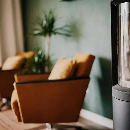 Soonwald Mit Garten & Hot Tube