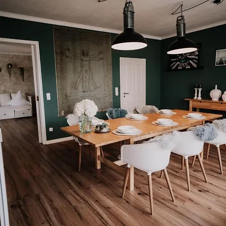 Soonwald Mit Garten & Hot Tube 公寓 *