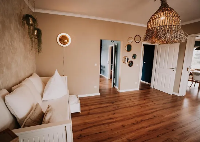 Soonwald Mit Garten & Hot Tube